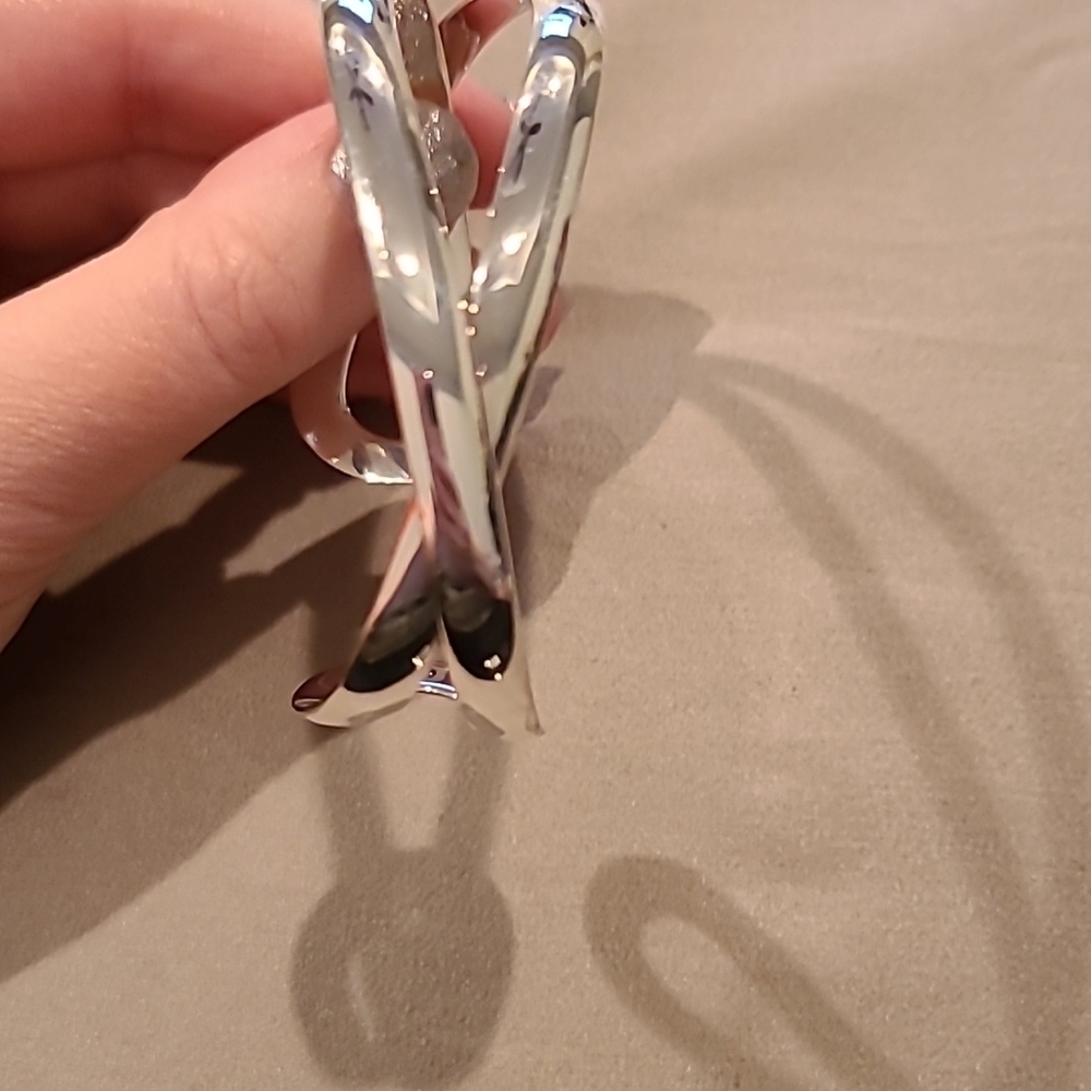 Twisted sterling silver cuff bracelet - Picture 7 of 7